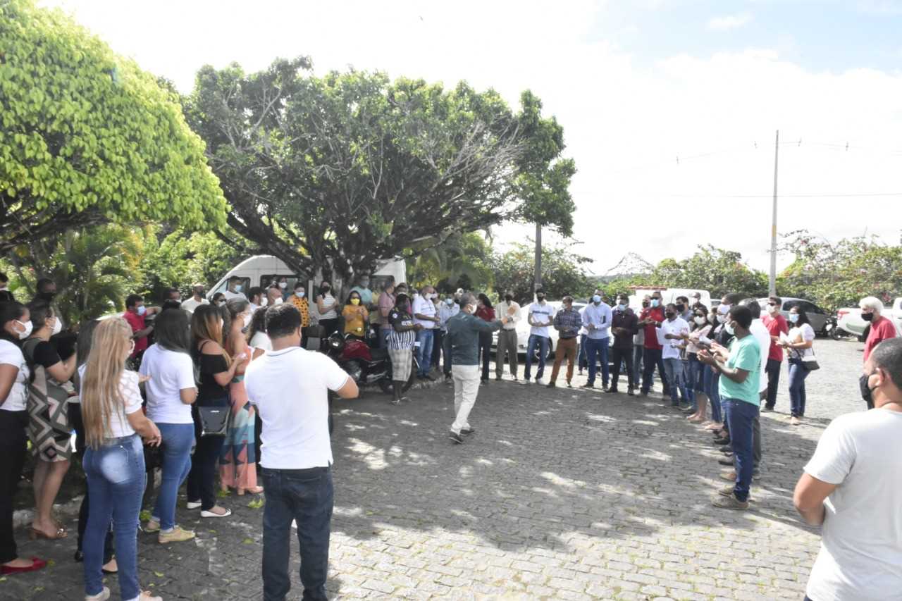 Camacã: Prefeito Paulo do Gás faz recepção aos funcionários da Prefeitura